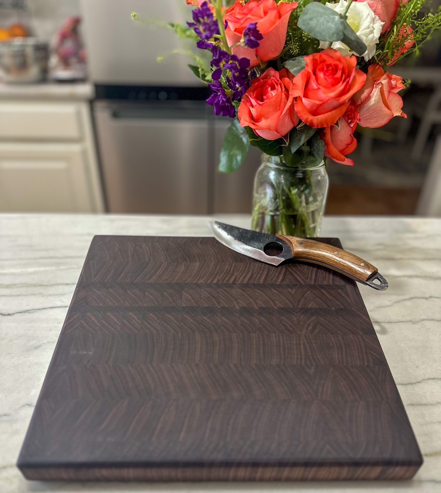 End Grain Walnut Cutting Board